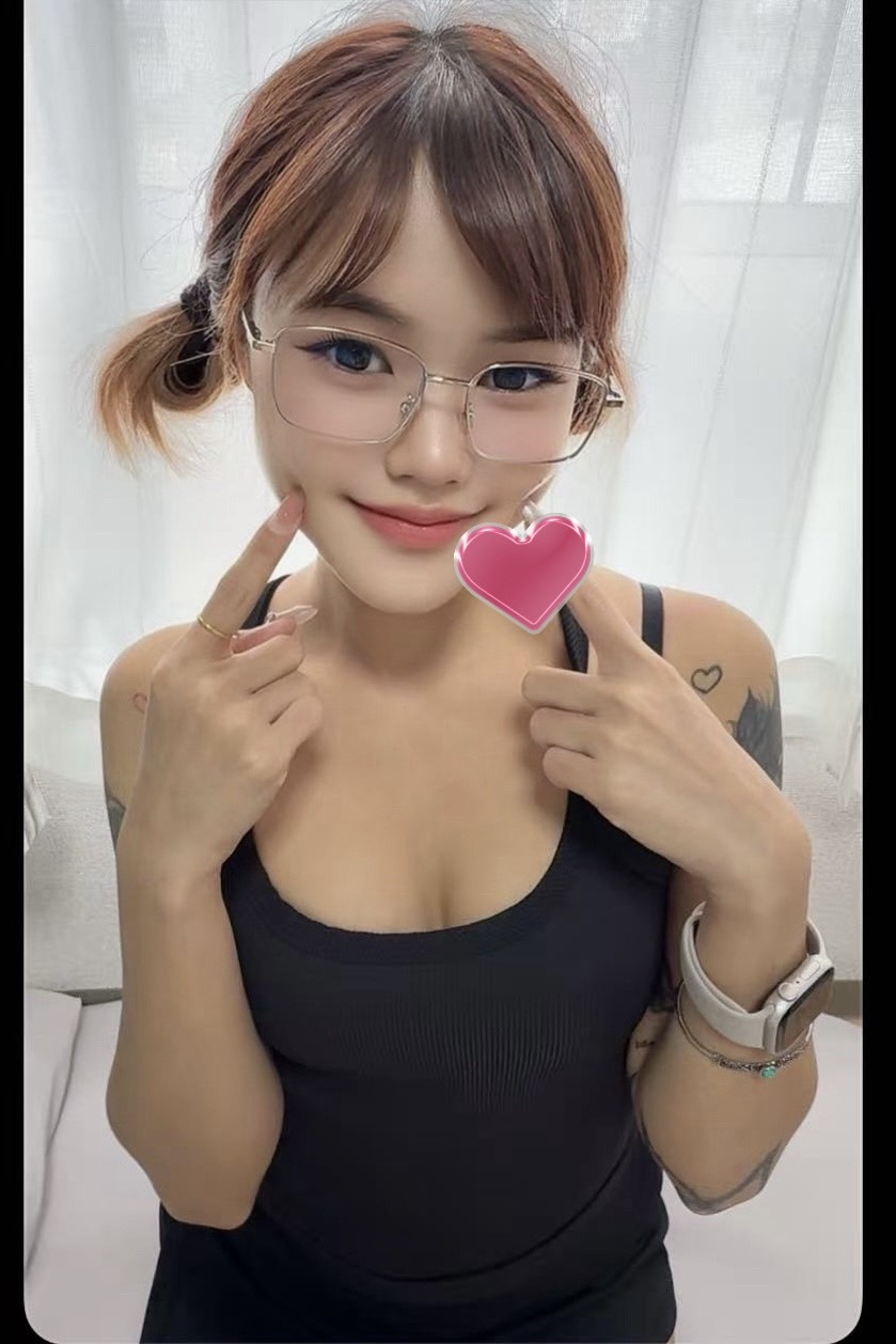 にゅ